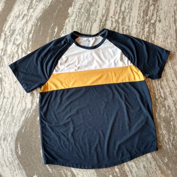 GAP Other - Gap Dri-Fit Workout  T-shirt Men's Large